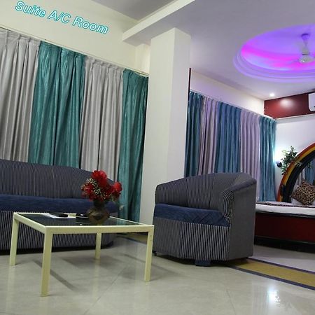 Hotel Aditya Rajkot Dış mekan fotoğraf