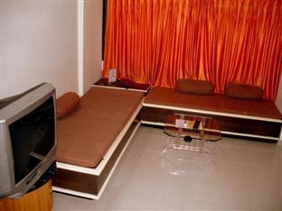 Hotel Aditya Rajkot Dış mekan fotoğraf